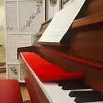 La Casa In Centro Bed & Breakfast 3*