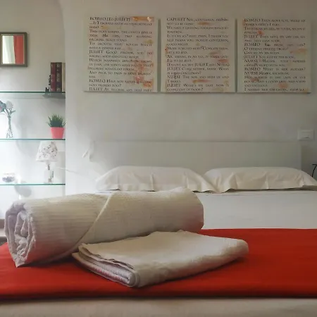 La Casa In Centro Panzió Ancona