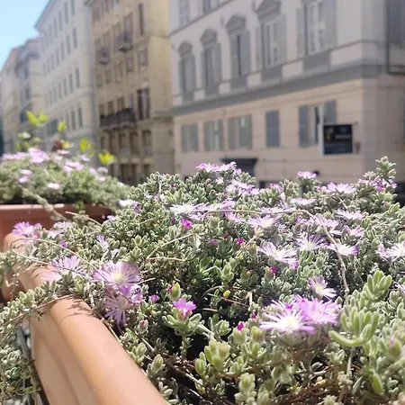 La Casa In Centro Bed & Breakfast 3*